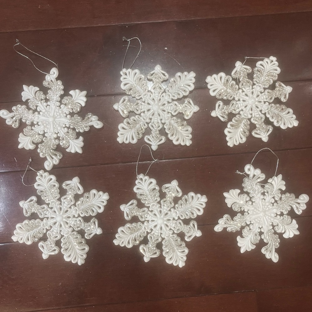 6 Assorted White/Silver Glitter Snowflake Christmas Tree Ornaments